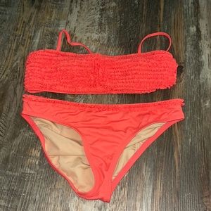 the cutest ruffle bikini!
